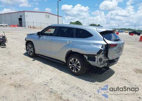 2024 Toyota Highlander Xle из США, поврежденный, VIN 5TDKDRBHXRS563720